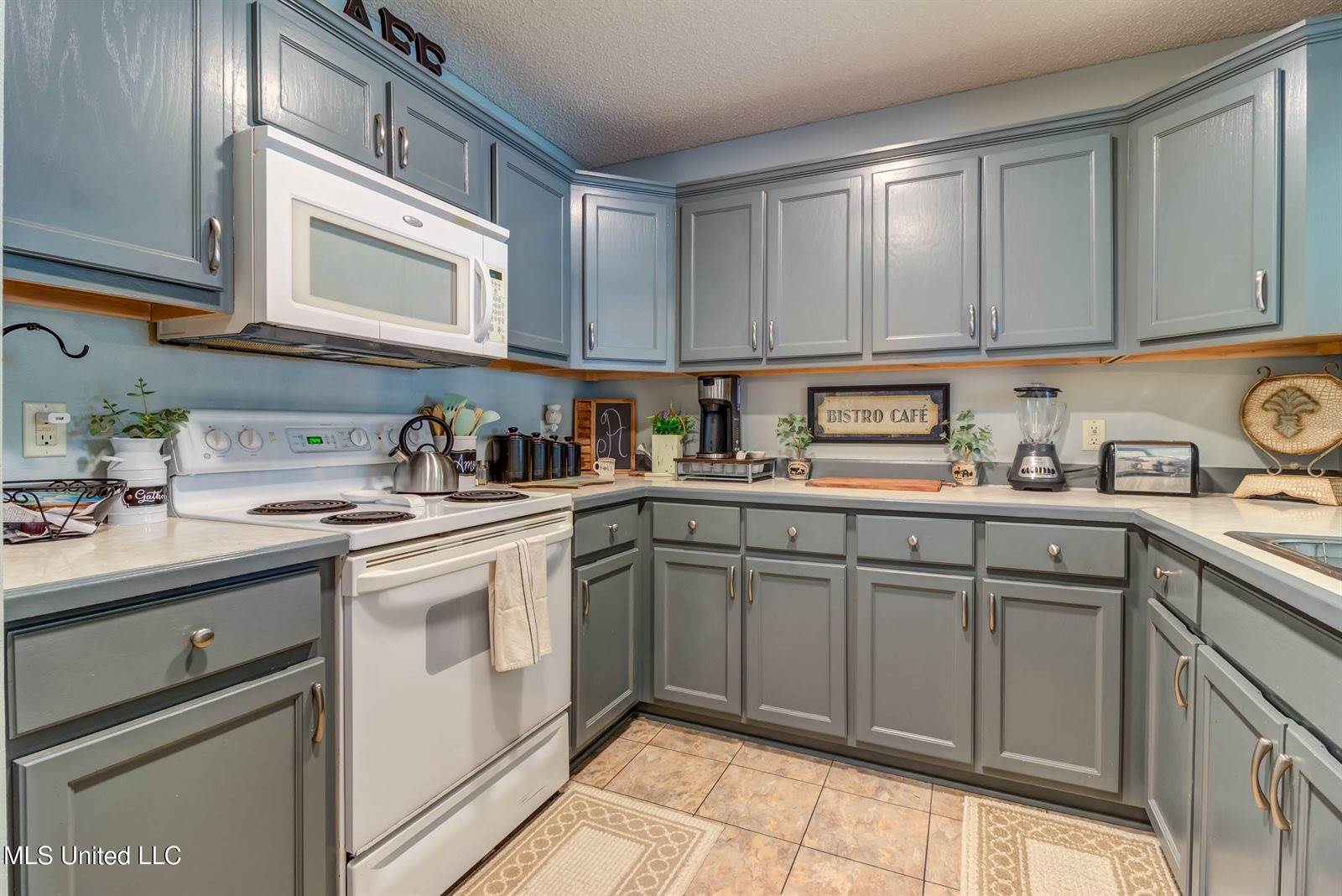 7505 Martin Court, Ocean Springs, MS 39564