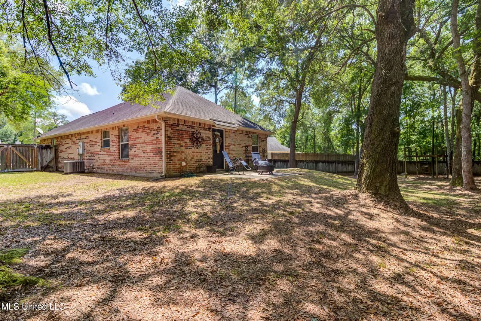 7505 Martin Court, Ocean Springs, MS 39564