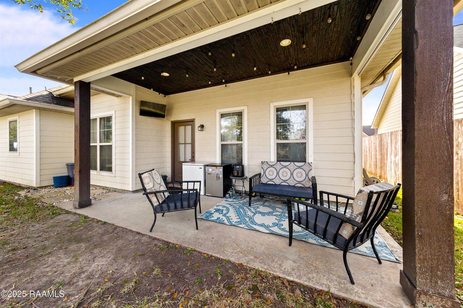 220 Oak Path Drive, Carencro, LA 70520