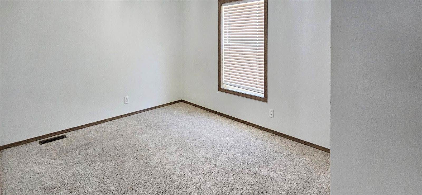 S4048 Old 33, Baraboo, WI 53913