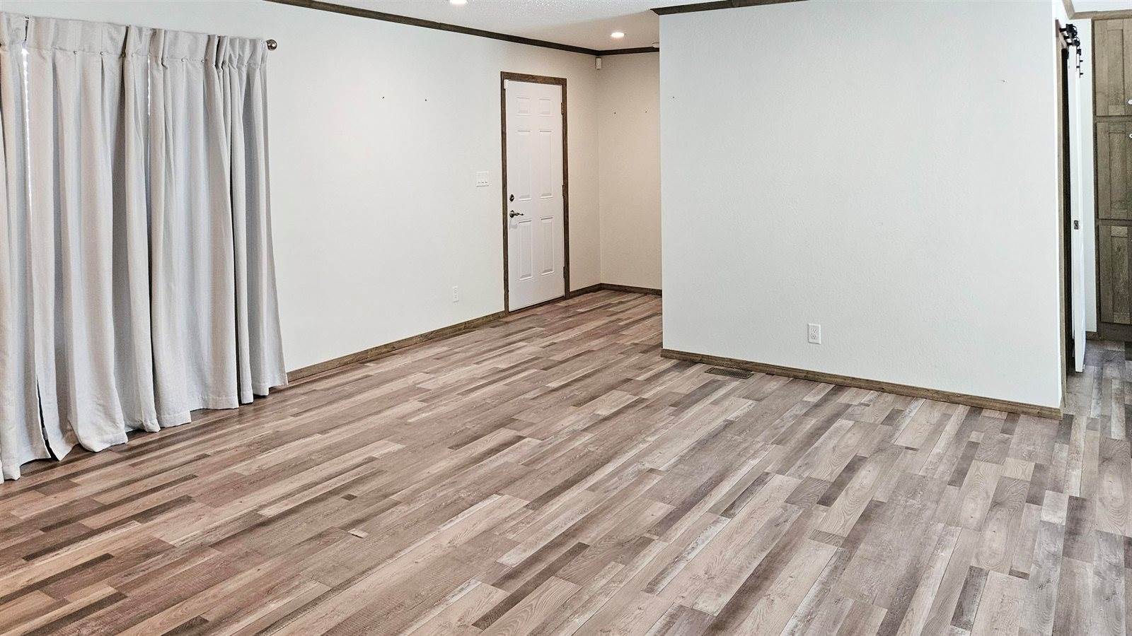 S4048 Old 33, Baraboo, WI 53913