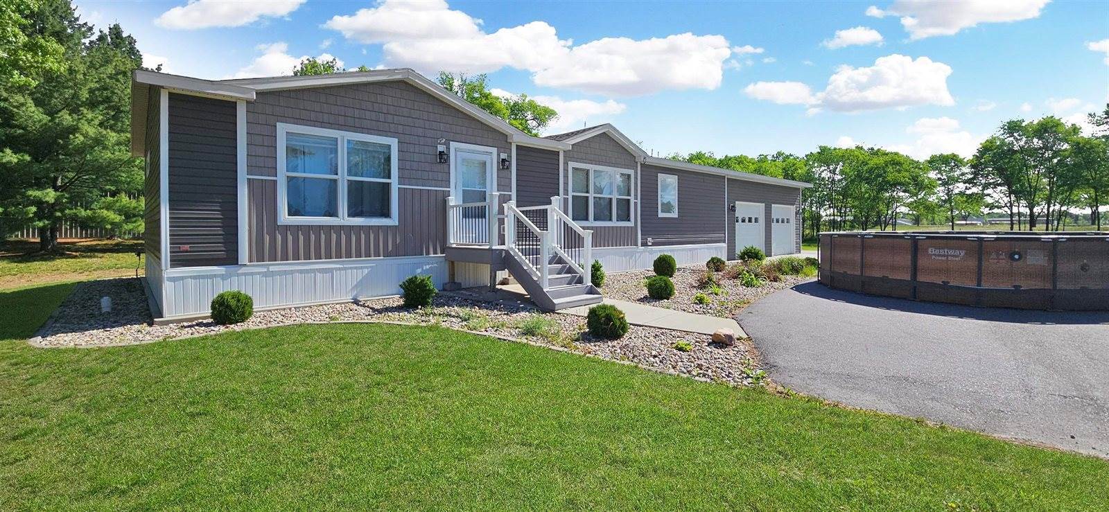 S4048 Old 33, Baraboo, WI 53913