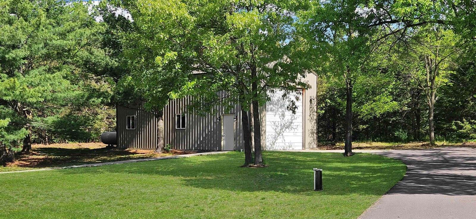 S4048 Old 33, Baraboo, WI 53913