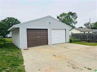 1507 S Hennepin St, Sioux City, IA 51106