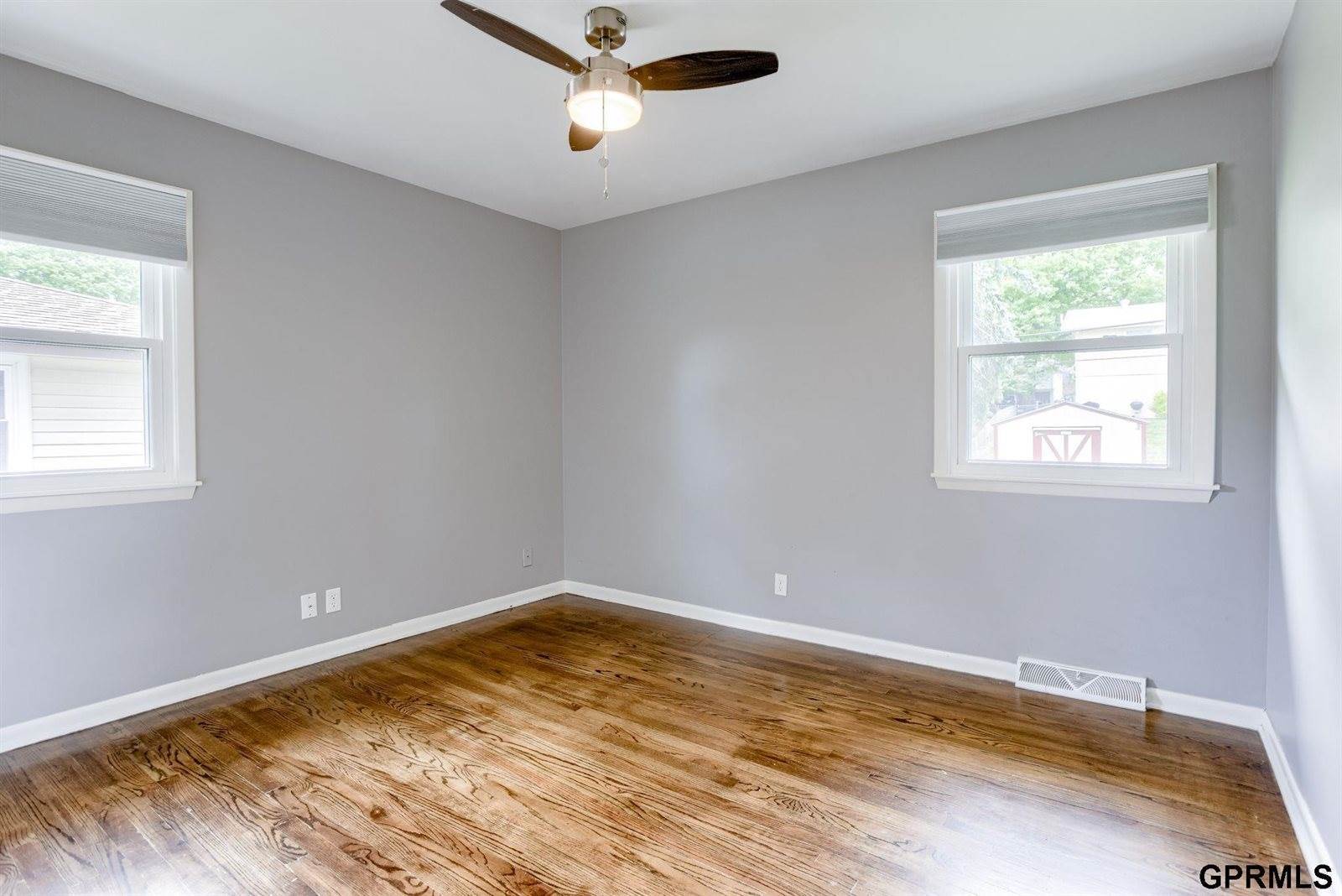 12218 Sandra Circle, Omaha, NE 68137