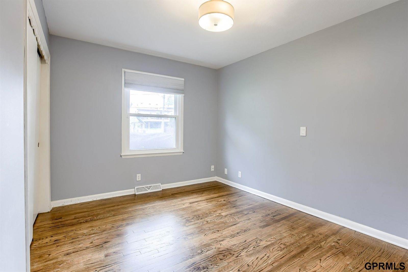 12218 Sandra Circle, Omaha, NE 68137