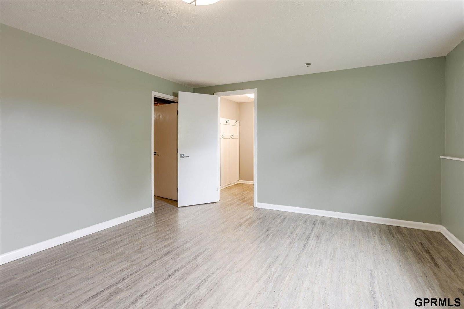 12218 Sandra Circle, Omaha, NE 68137