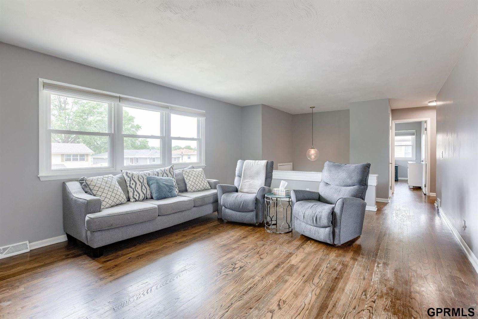 12218 Sandra Circle, Omaha, NE 68137