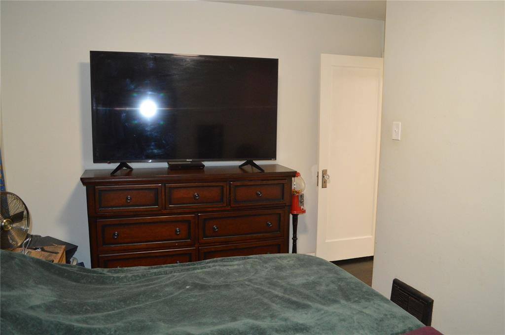 3520 Wismer Road, Breckenridge Hills, MO 63074