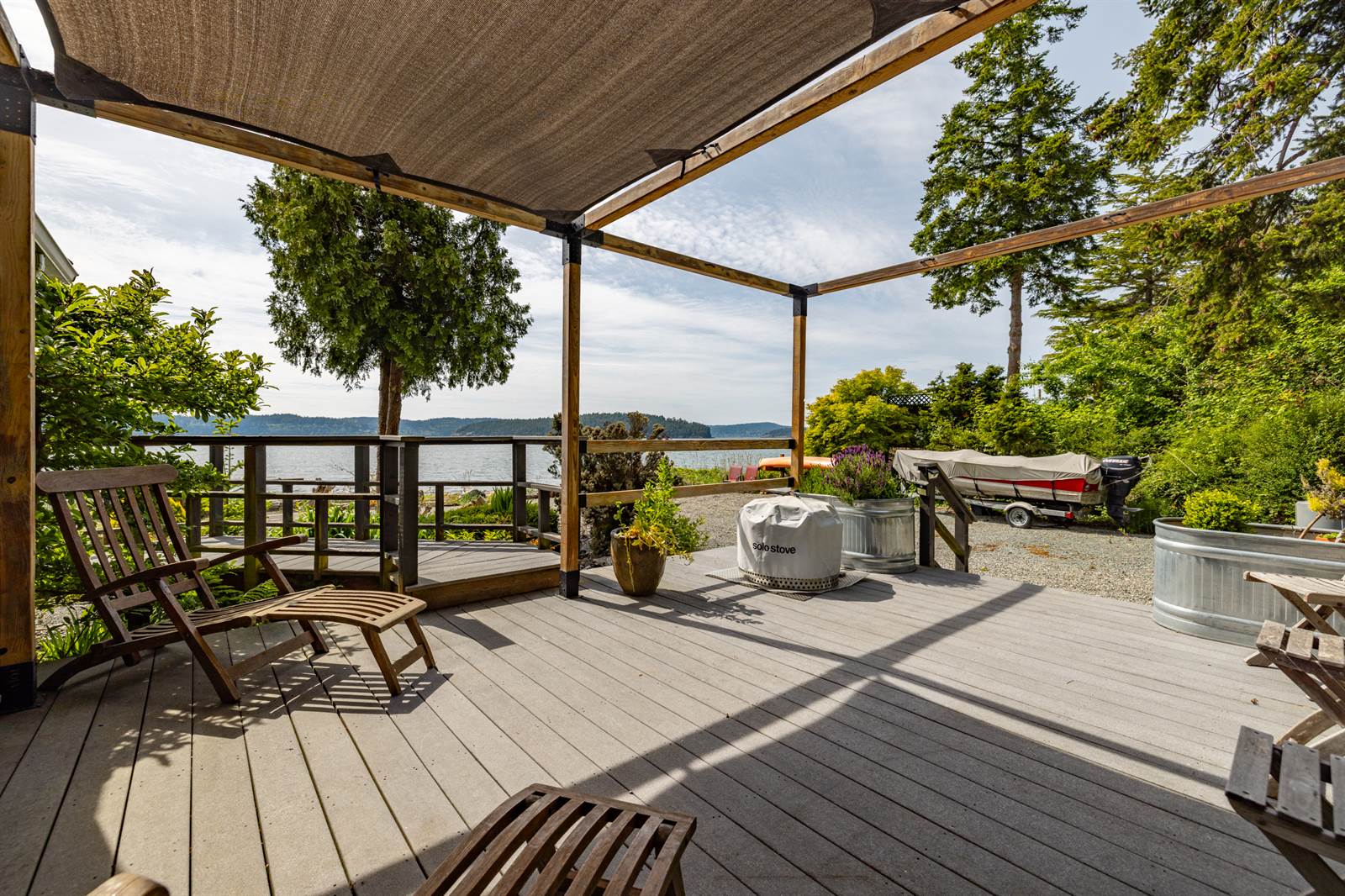 17238 Maple Lane, La Conner, WA 98257