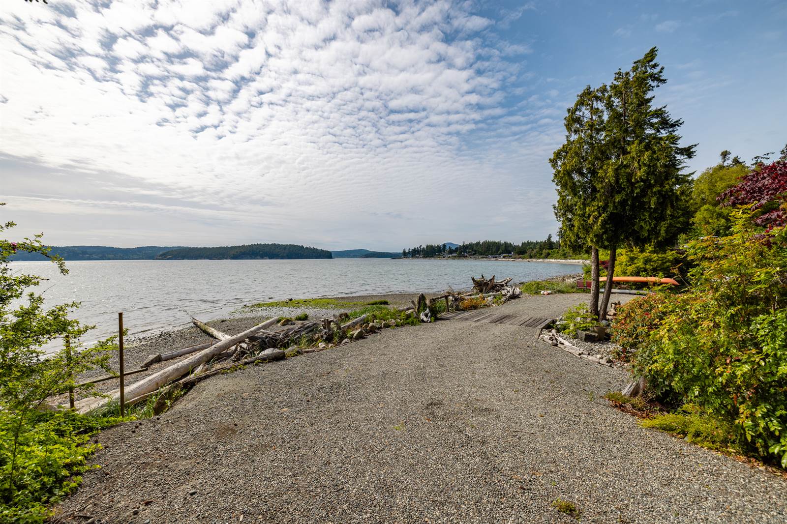 17238 Maple Lane, La Conner, WA 98257