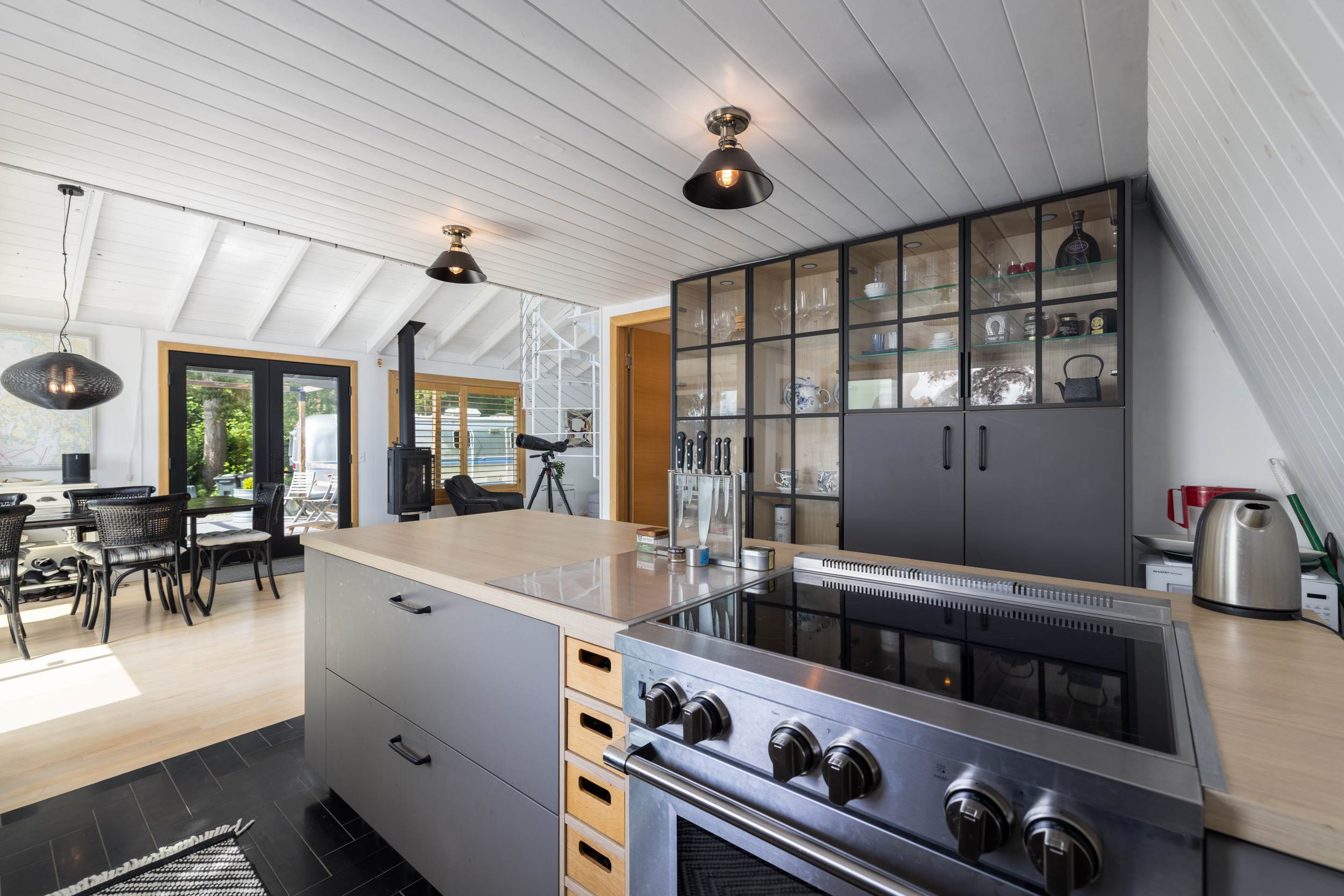 17238 Maple Lane, La Conner, WA 98257