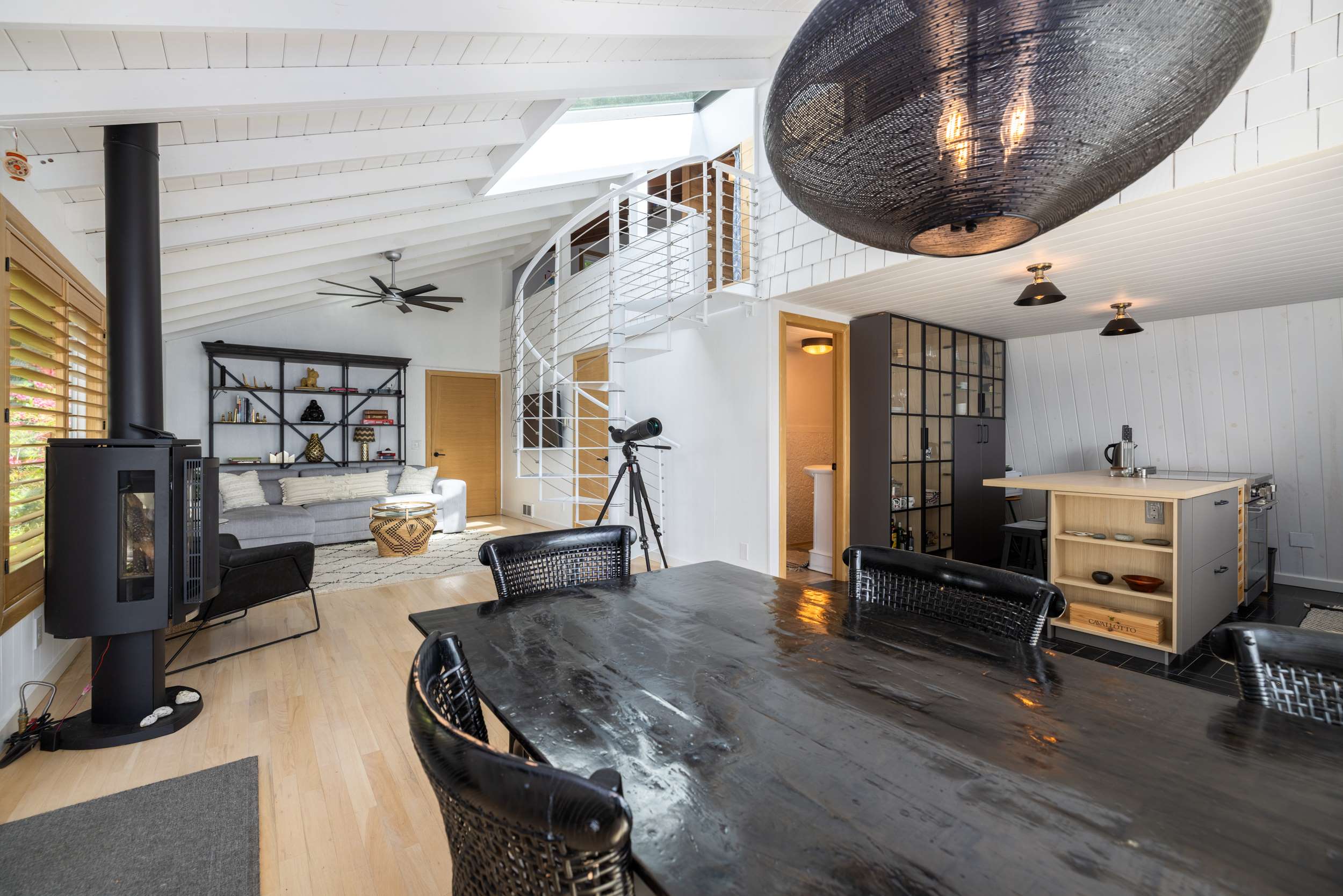 17238 Maple Lane, La Conner, WA 98257