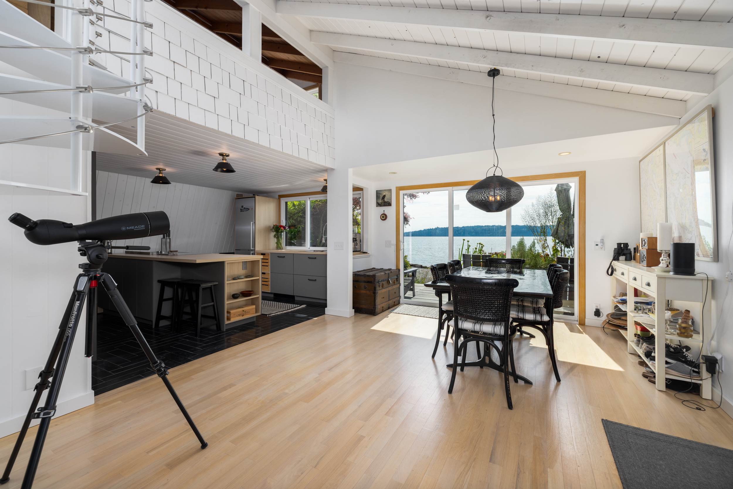 17238 Maple Lane, La Conner, WA 98257