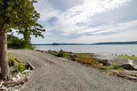 17238 Maple Lane, La Conner, WA 98257