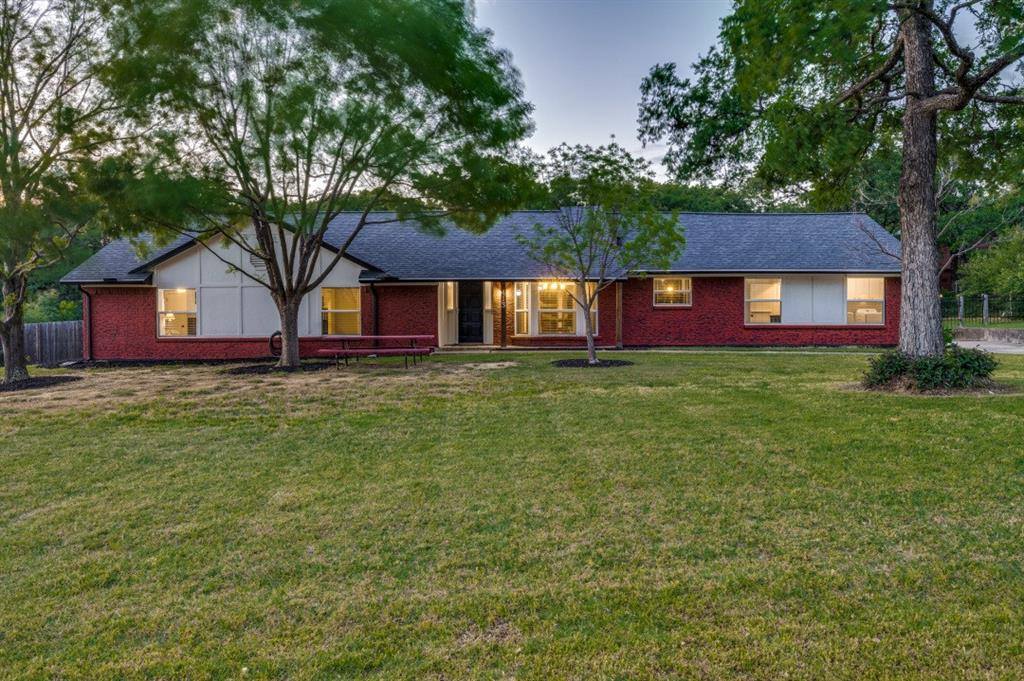 413 Woodland Trail, Keller, TX 76248
