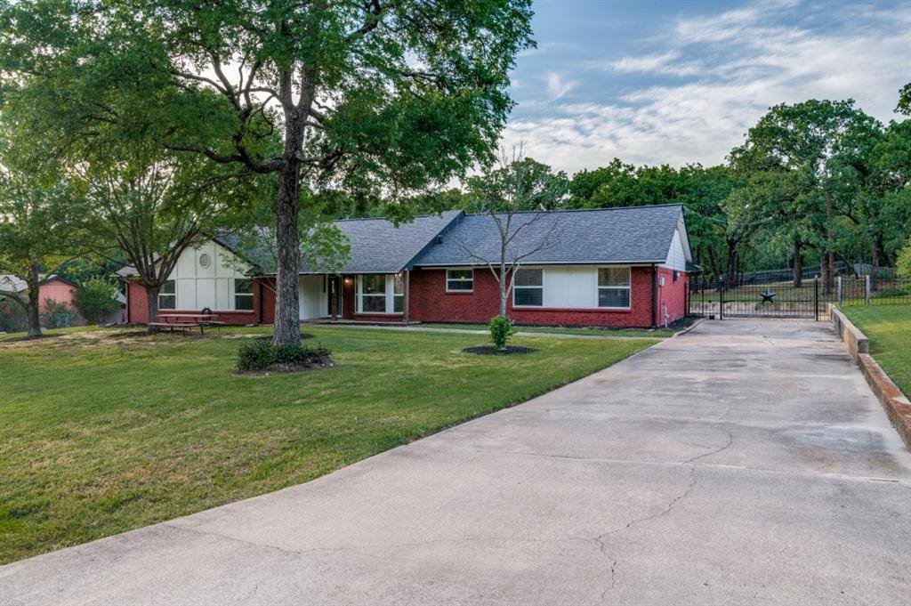 413 Woodland Trail, Keller, TX 76248