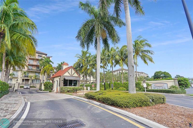 2617 NE 14th Ave, Wilton Manors, FL 33334