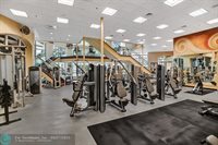 2617 NE 14th Ave, Wilton Manors, FL 33334