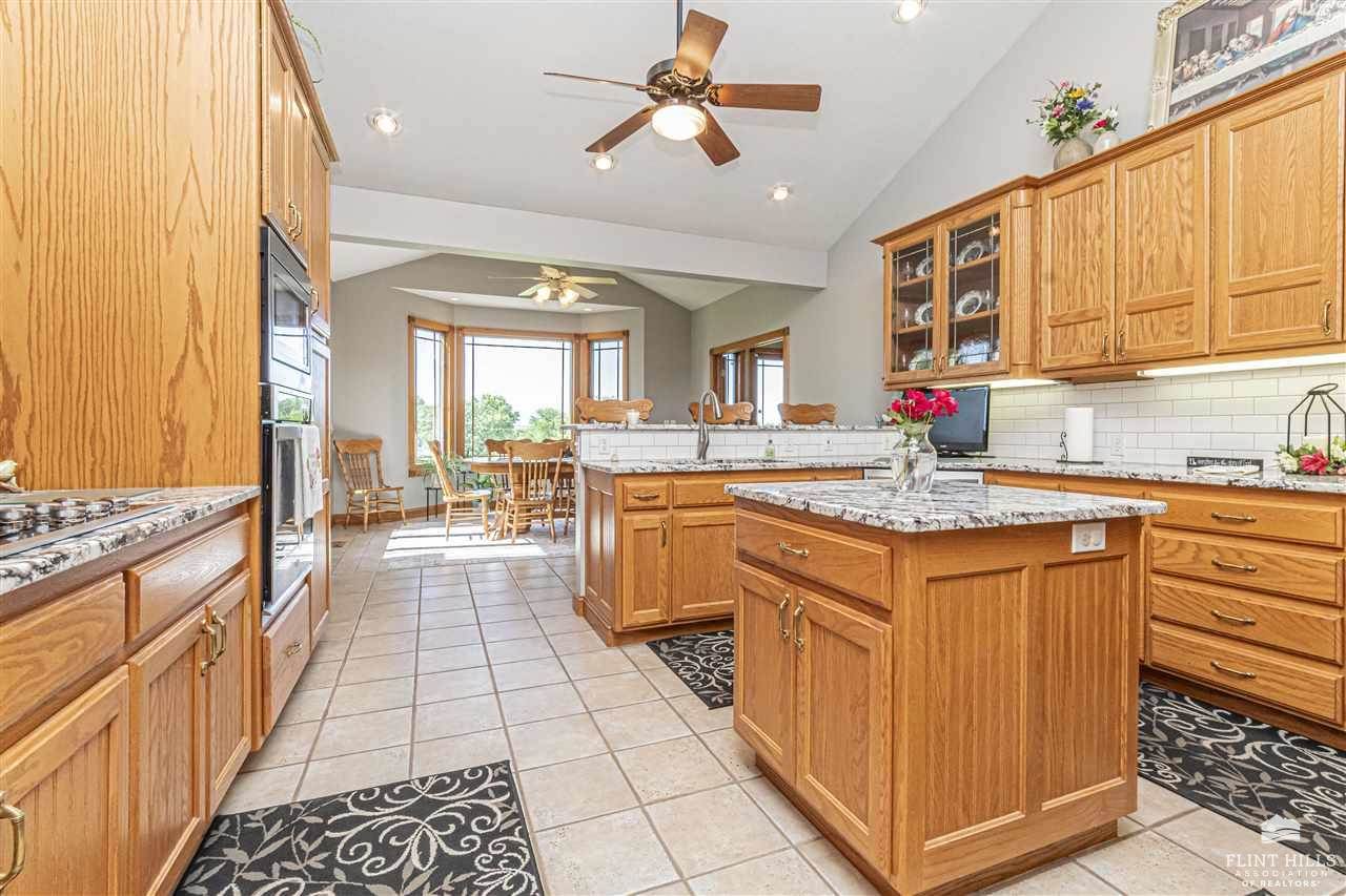 923 T Avenue, Council Grove, KS 66846