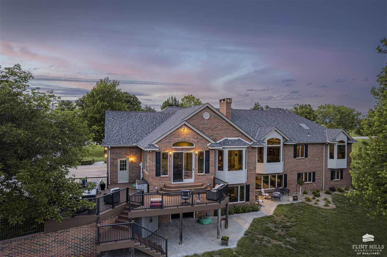 923 T Avenue, Council Grove, KS 66846