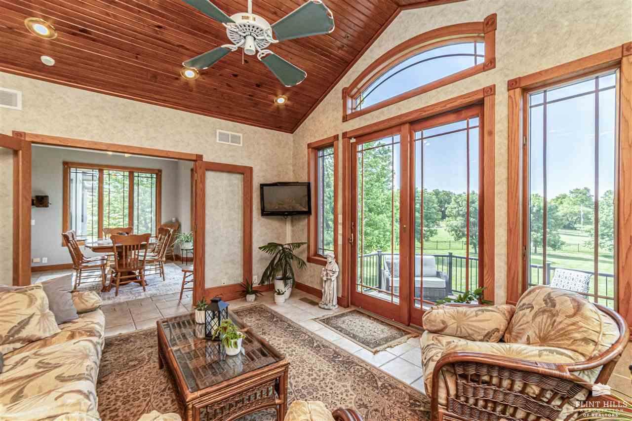 923 T Avenue, Council Grove, KS 66846