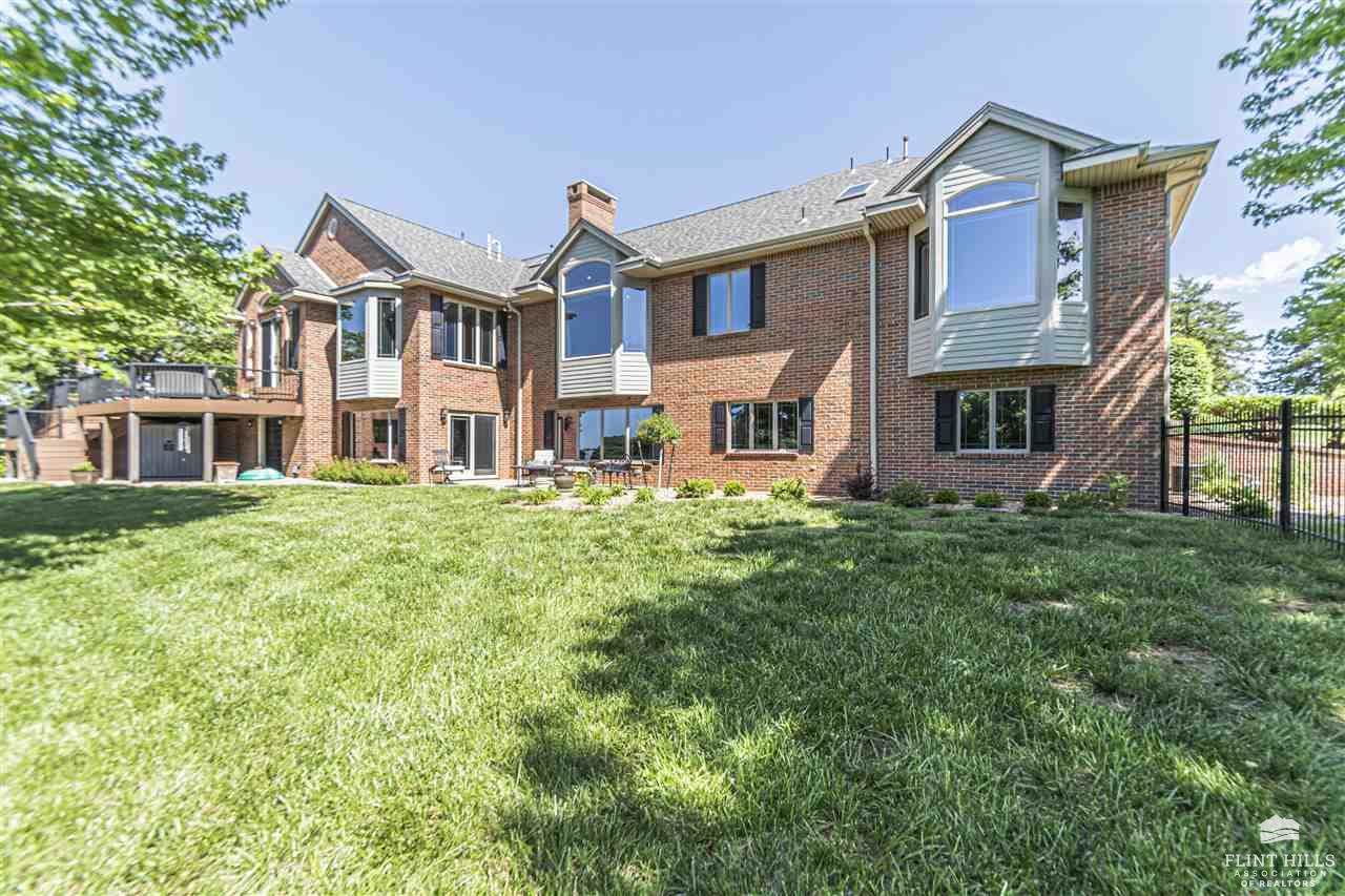 923 T Avenue, Council Grove, KS 66846