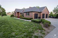 923 T Avenue, Council Grove, KS 66846