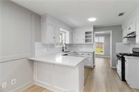 2206 Quail Hollow Drive, Bryan, TX 77802