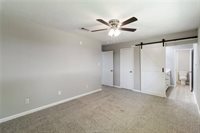 2206 Quail Hollow Drive, Bryan, TX 77802