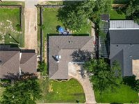2206 Quail Hollow Drive, Bryan, TX 77802