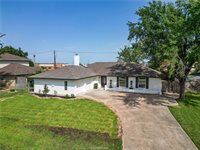 2206 Quail Hollow Drive, Bryan, TX 77802