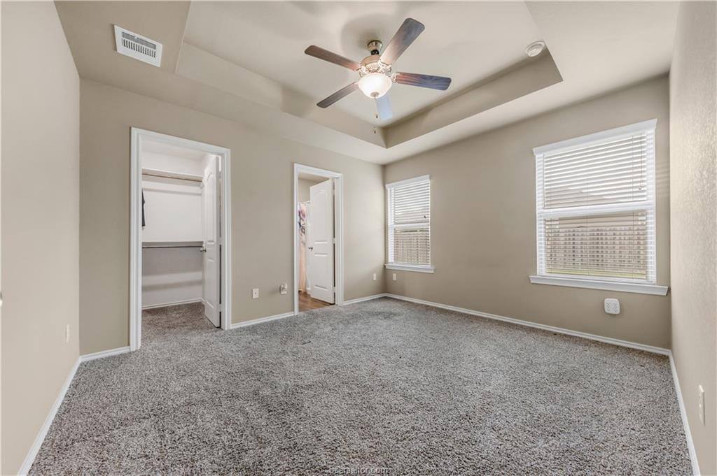 109 Dove Court, Navasota, TX 77868