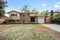 7118 Metropolitan St, Colorado Springs, CO 80911