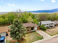 7118 Metropolitan St, Colorado Springs, CO 80911