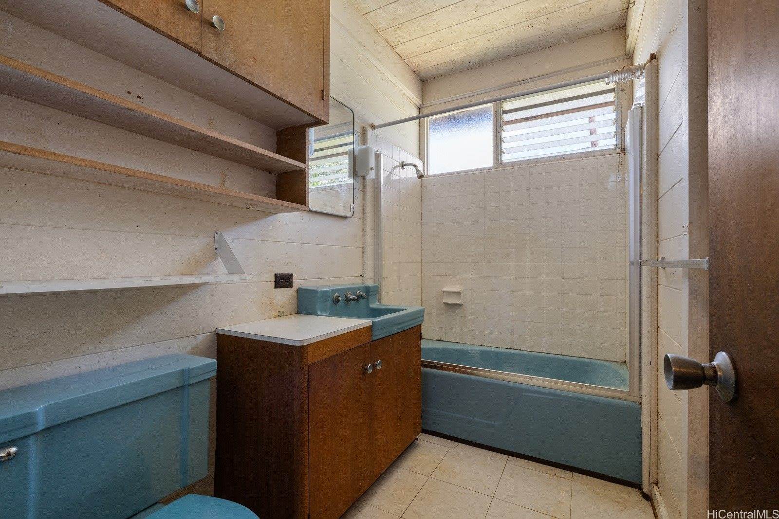 2137 Oahu Avenue, Honolulu, HI 96822