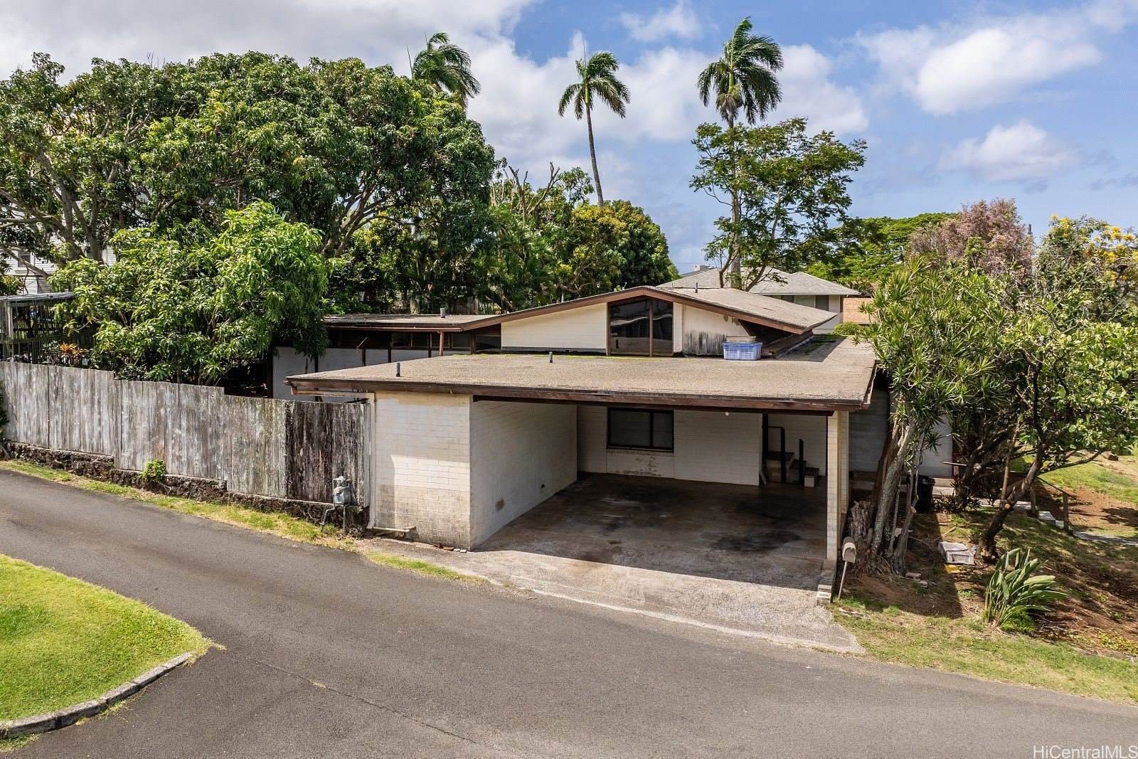 2137 Oahu Avenue, Honolulu, HI 96822
