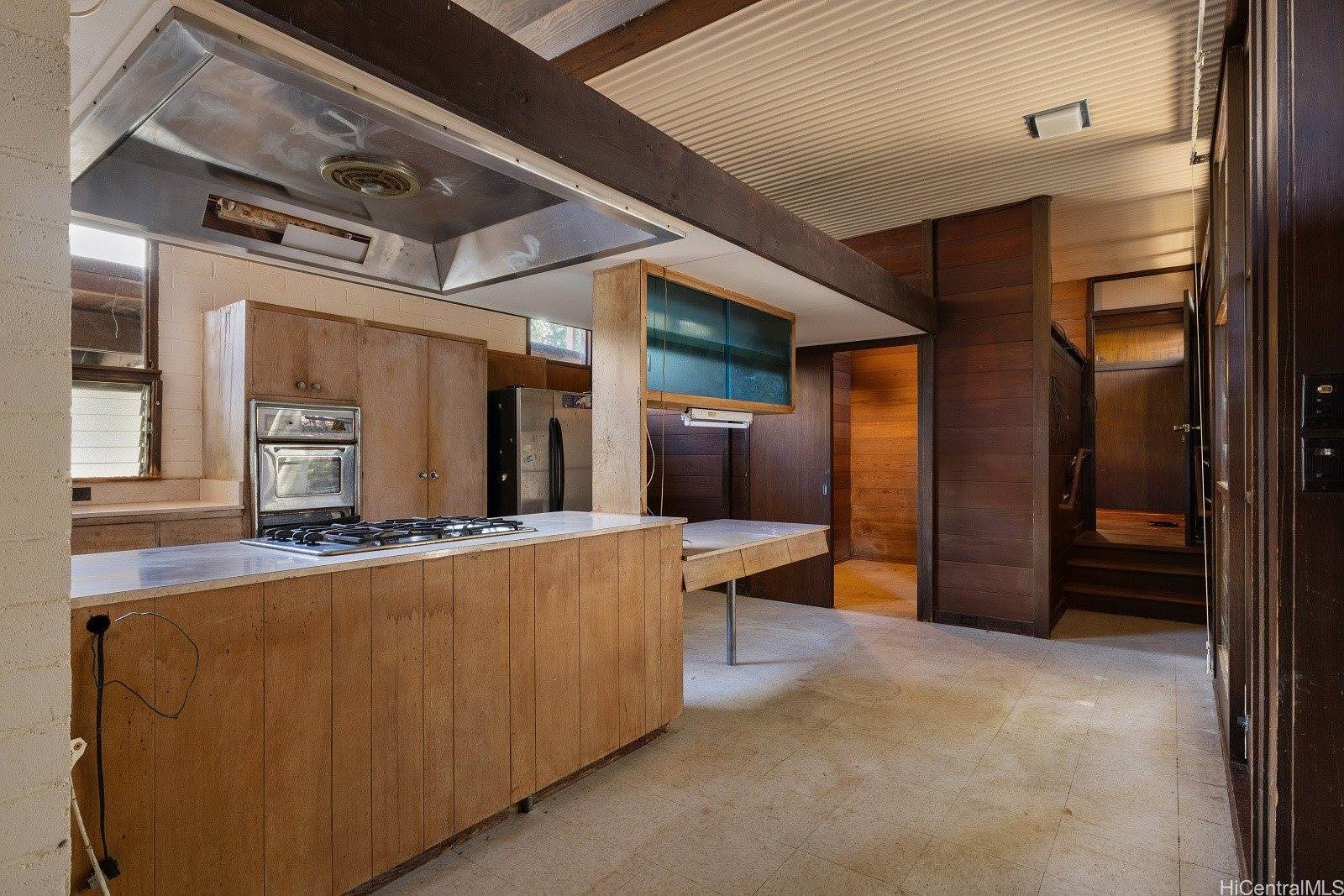 2137 Oahu Avenue, Honolulu, HI 96822