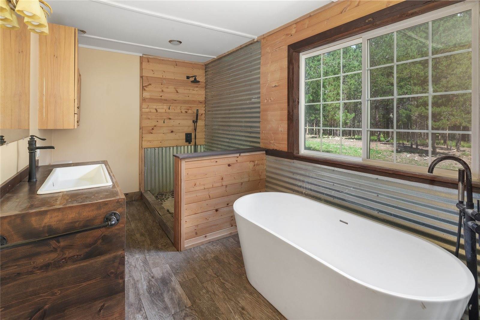 675 Griz Lane, Marion, MT 59925