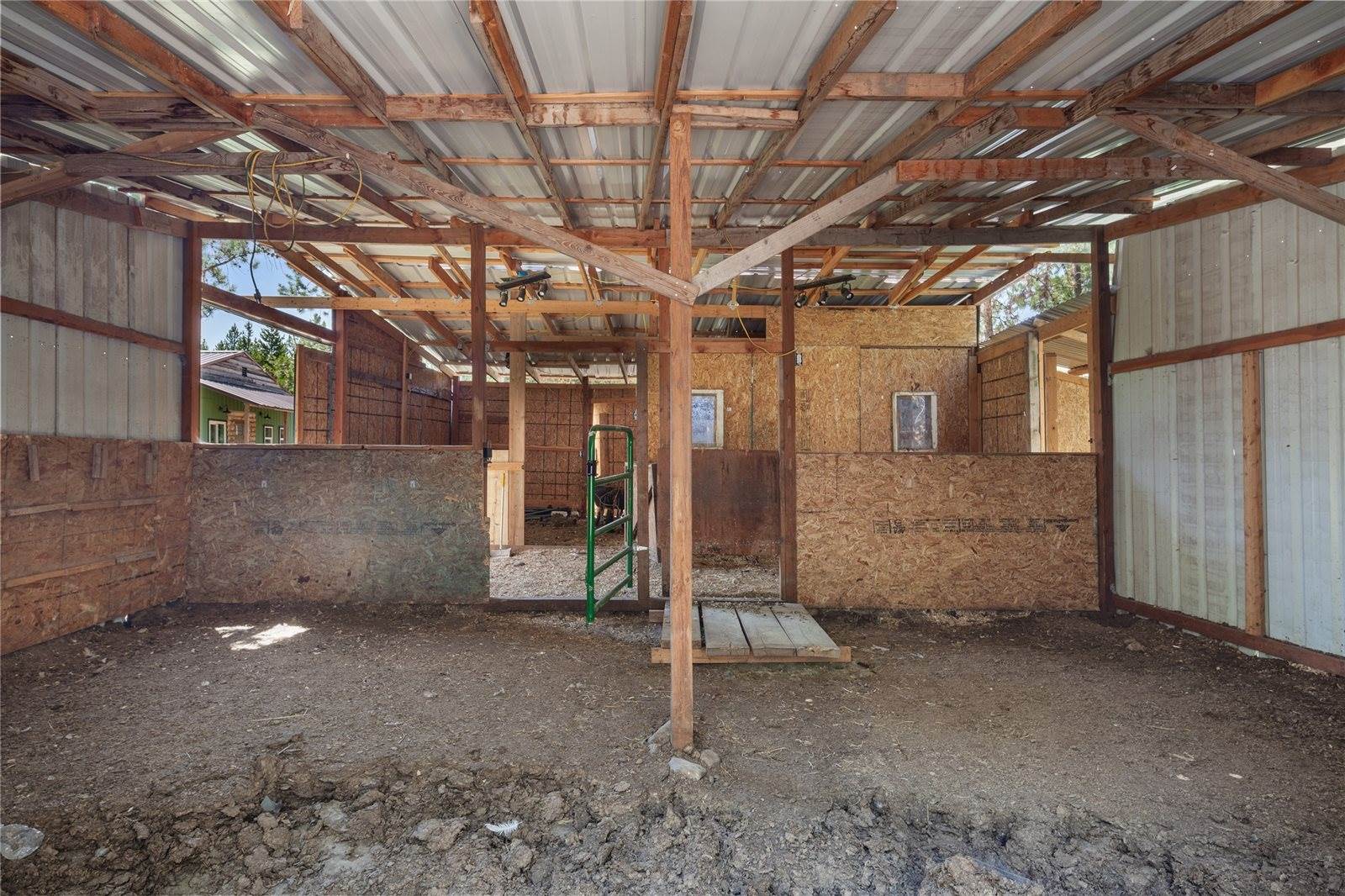 675 Griz Lane, Marion, MT 59925