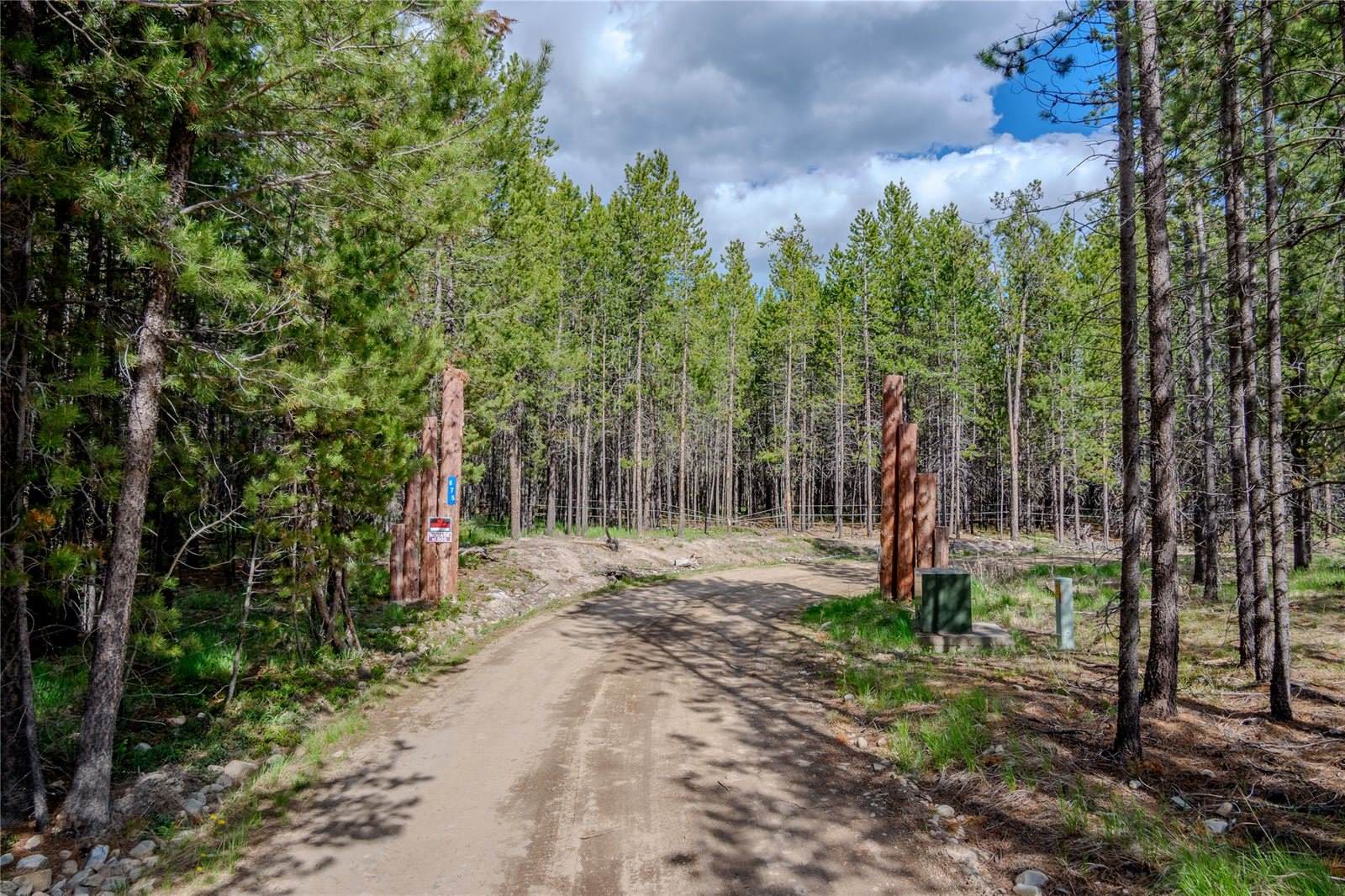 675 Griz Lane, Marion, MT 59925