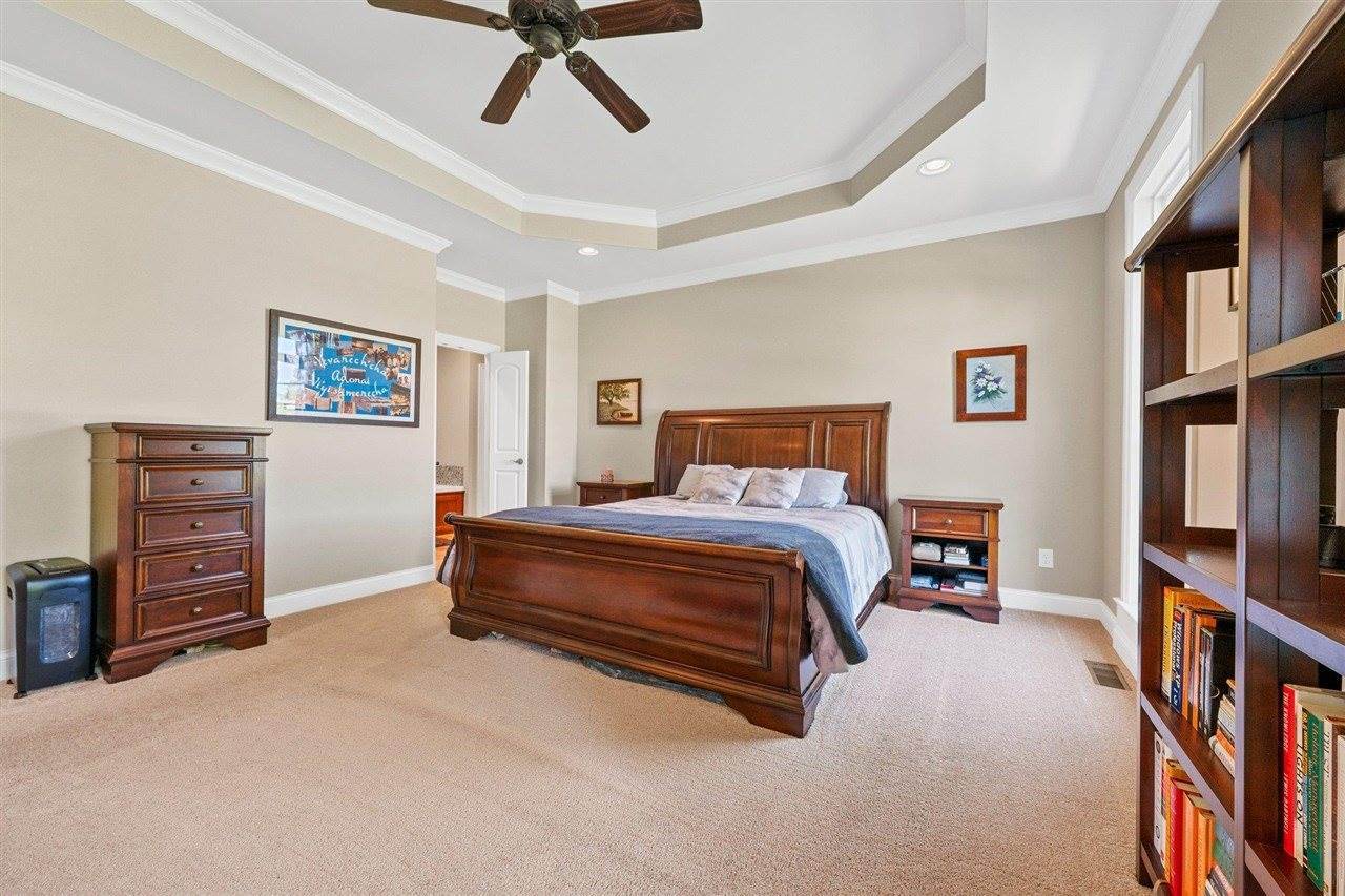 1348 Riva Ridge Avenue, Bowling Green, KY 42104