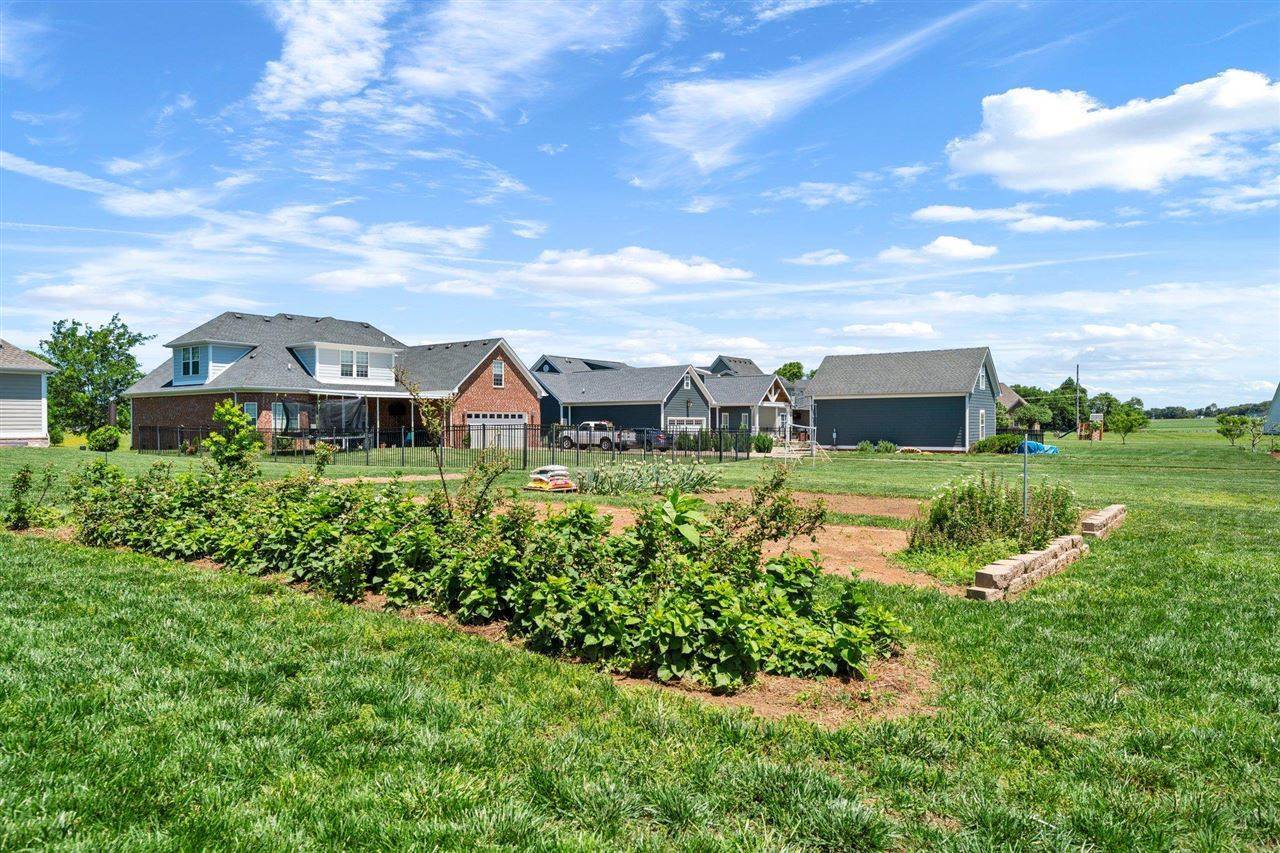 1348 Riva Ridge Avenue, Bowling Green, KY 42104