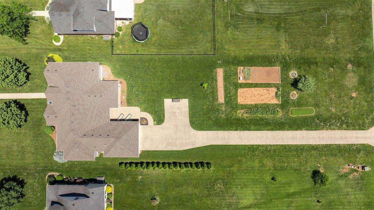 1348 Riva Ridge Avenue, Bowling Green, KY 42104