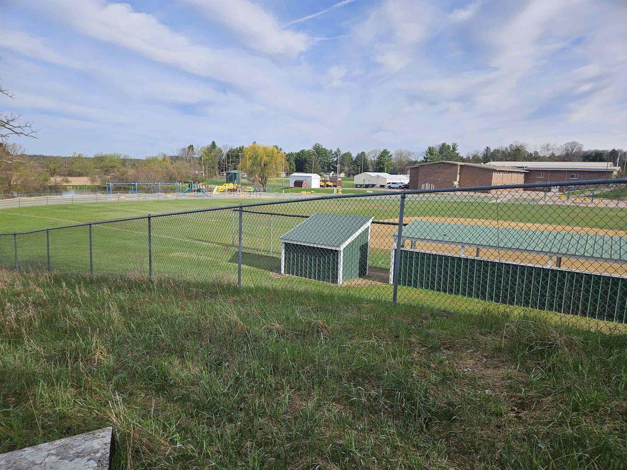 617 center Street, Wonewoc, WI 53968