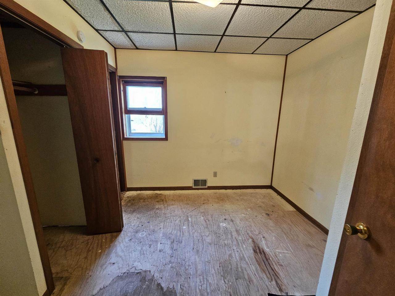 617 center Street, Wonewoc, WI 53968