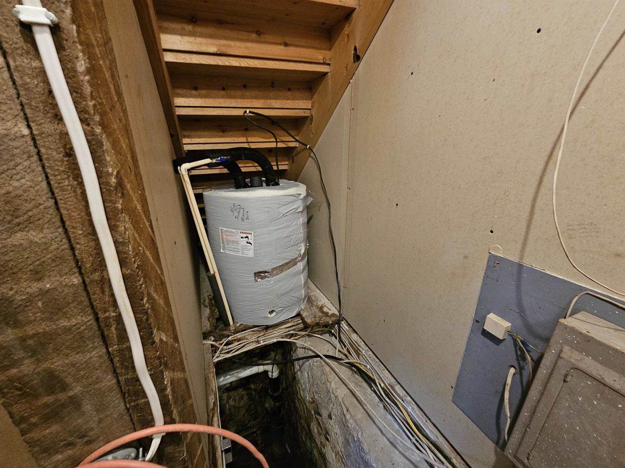 617 center Street, Wonewoc, WI 53968