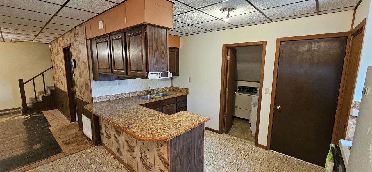 617 center Street, Wonewoc, WI 53968