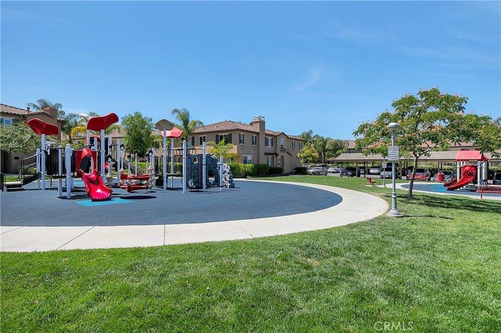 28363 Mirabelle Lane, Saugus, CA 91350