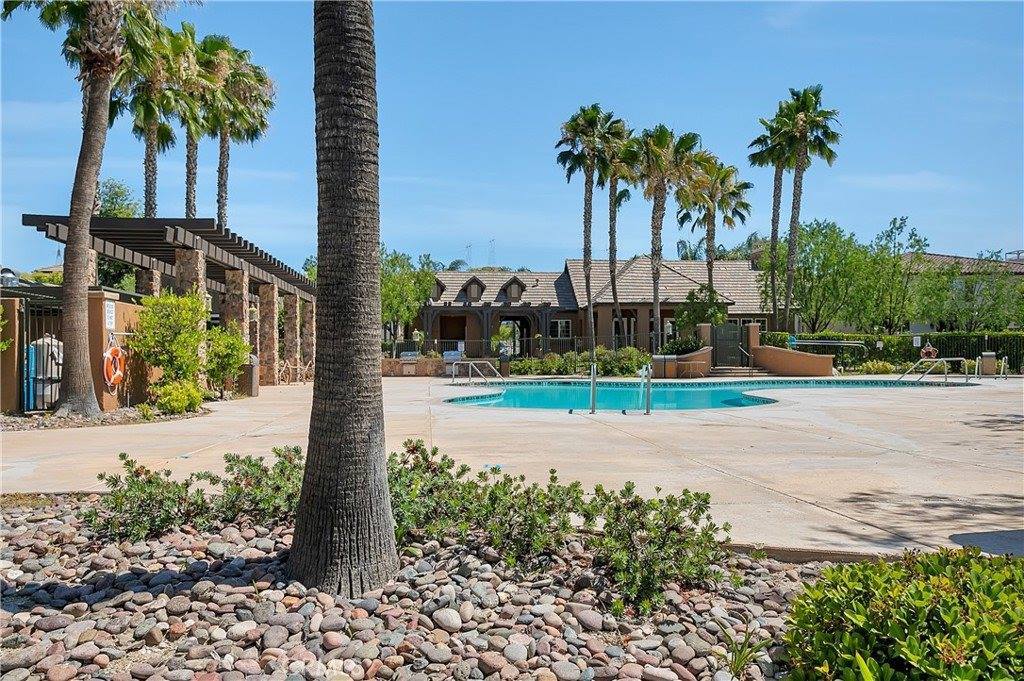 28363 Mirabelle Lane, Saugus, CA 91350